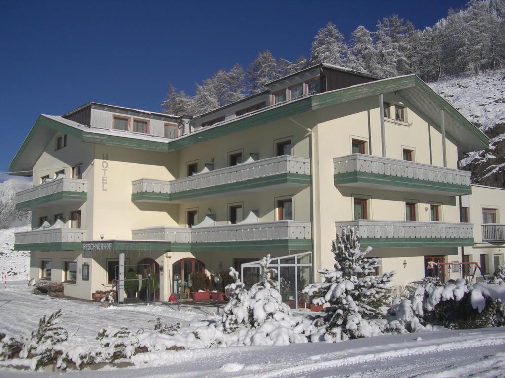Reschnerhof Bed & Breakfast Resia Exterior photo
