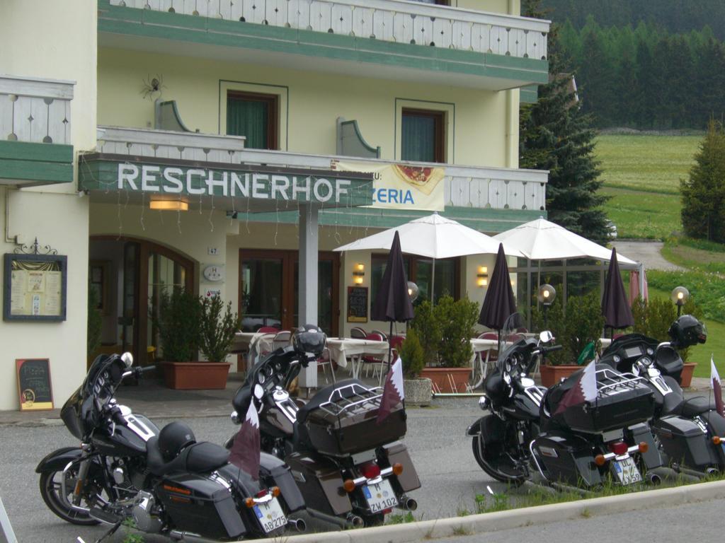 Reschnerhof Bed & Breakfast Resia Exterior photo